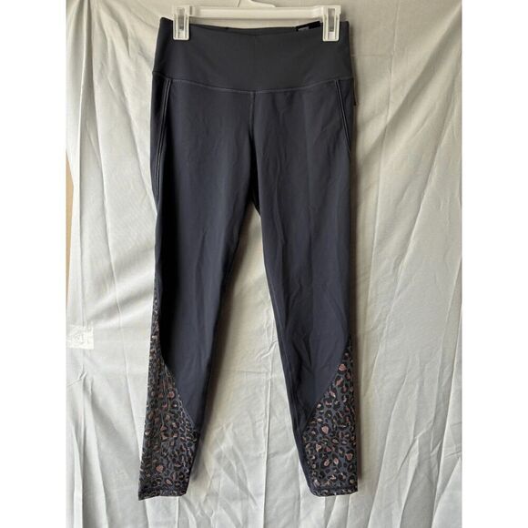 Victorias Secret Sport Knockout Tight in Grey with Cheetah Print Size Medium Reg - Picture 1 of 2